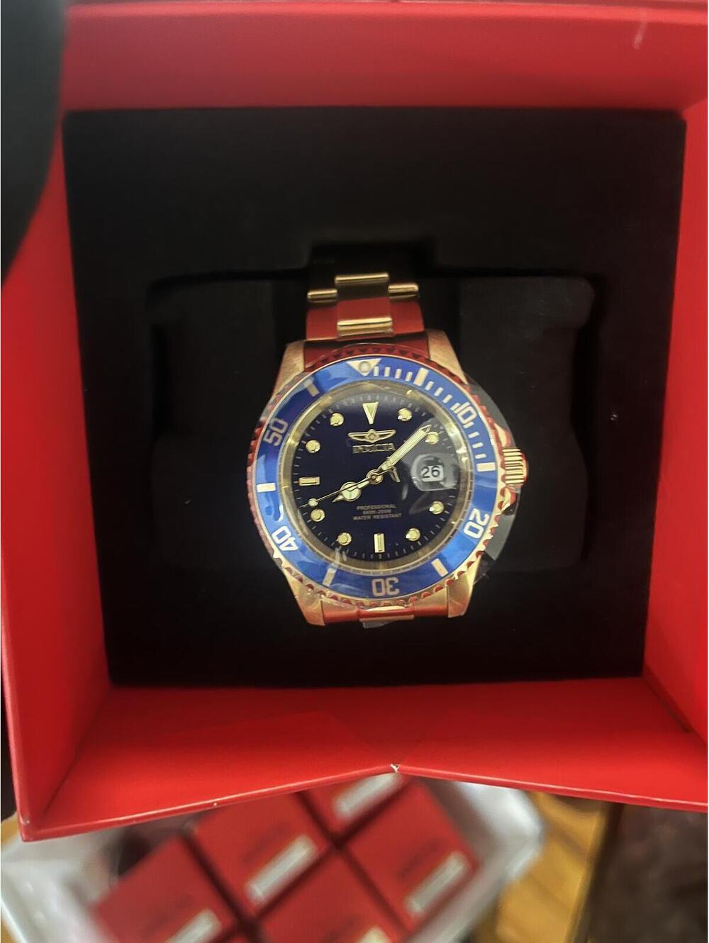 Invicta pro diver watch